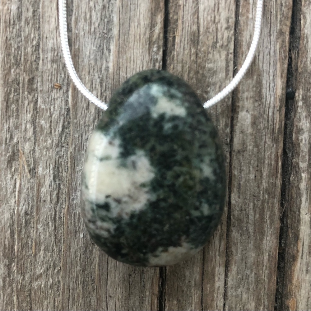 Sold - Picture 2 of 12